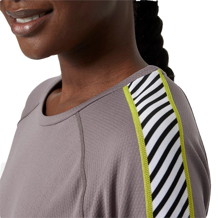 Helly Hansen Lifa Active Stripe Crew - Women's 7 Helly Hansen Lifa Active Stripe Crew - Women's - Image 7