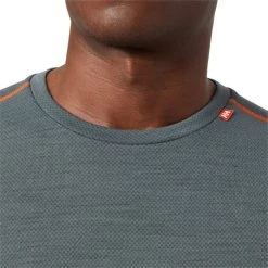 Helly Hansen Lifa Merino Midweight Crew Baselayer Top -Outlet Epic Ski Gear Store helly hansen lifa merino midweight crew baselayer top 8