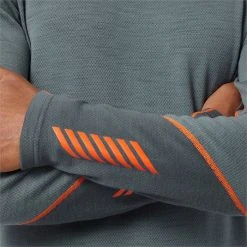 Helly Hansen Lifa Merino Midweight Crew Baselayer Top -Outlet Epic Ski Gear Store helly hansen lifa merino midweight crew baselayer top 9